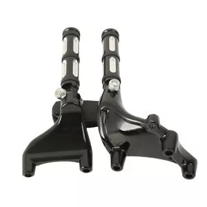 フットペグ マウントブラケット付き ハーレースポーツスター XL 883 1200 2014-2022 2018に適合 Foot Pegs W / Mount Bracket Fit For Harley Sportster XL 883 1200 2014-2022 2018