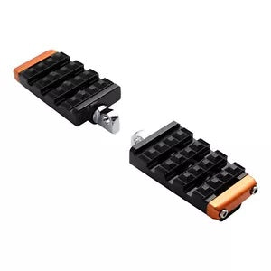 アルミフットペグフットレストハーレーツーリングヘリテージソフテイルスポーツスターXLに適合 Aluminum Footpegs Footrest Fit For Harley Touring Heritage Softail Sportster XL