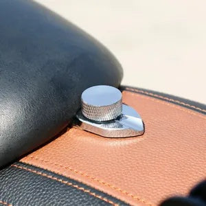 1/4-20 スレッドシートボルトタブネジマウントノブカバーナットハーレースポーツスターに適合 1/4-20 Thread Seat Bolt Tab Screw Mount Knob Cover Nut Fit For Harley Sportster