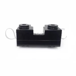 ハンドルバー ライザー 1 1/4 インチ直径バー用 1997 年以降のハーレー ロードキング BK Handlebar Risers for True 1 1/4" diameter Bars 1997 & Newer Harley Road King BK