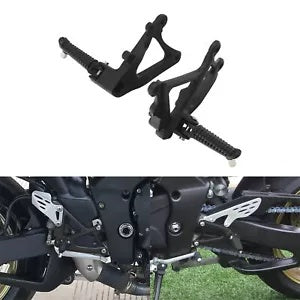 フロントドライバーライダーフットレストフットペグペグブラケットヤマハ YZFR1 09-14 ブラック Front Driver Rider Footrest Footpegs Pegs Bracket For Yamaha YZFR1 09-14 Black