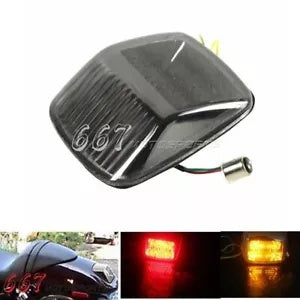 ハーレーデュース V-ROD 2002-2011 スモーク LED ブレーキテールライト ウインカーライト付き For Harley Deuce V-ROD 2002-2011 Smoke LED Brake Taillight w/ Turn Signals Light