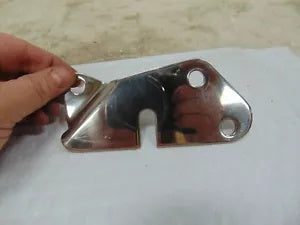 foxcycleworks Harley Davidson Windshield Left Side Mounting Bracket FXDWG P/N 58111-93