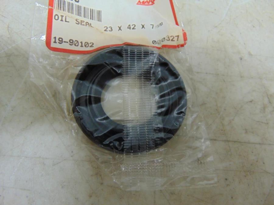 foxcycleworks Marshall Oil Seal 23 x 42 x 7mm Honda Wheel Hub P/N: 1990102